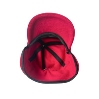 Casquette à rabat rouge - 4/6 ans