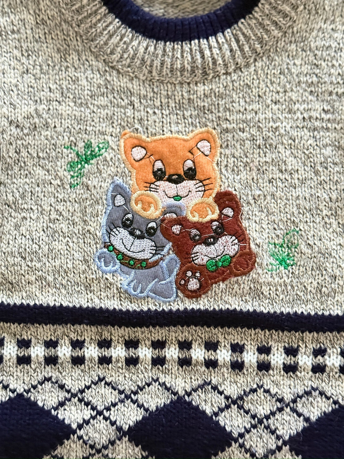 Pull chaton gris et noir - 2/3 ans