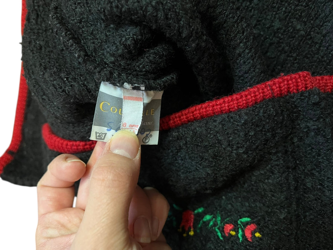 Gilet avec laine bouillie noir - 6 ans