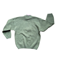 Pull vert montagnard fleurs brodées - 8/10 ans